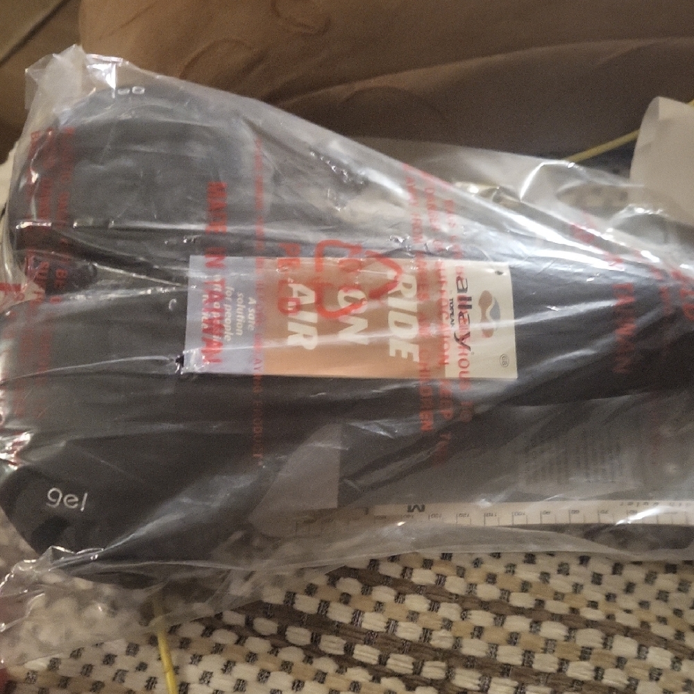 BIKE SEAT BRAND NEW 'Top Gear'